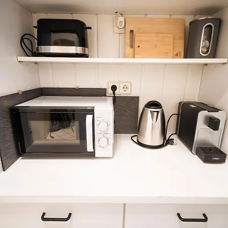 Truth - Smart Tv - Terrasse - Kamin - Pure *