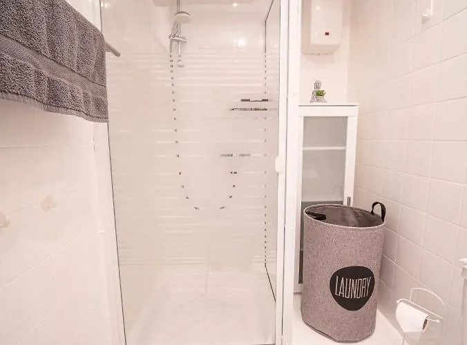 Truth - Smart Tv - Terrasse - Kamin - Pure