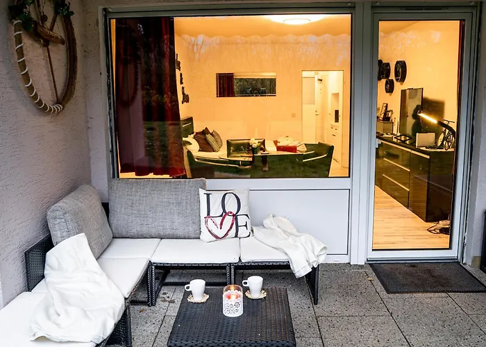 Truth - Smart Tv - Terrasse - Kamin - Pure Brilon